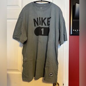 Men’s Nike oversized t shirt